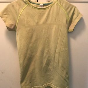 Ivivva shirt
